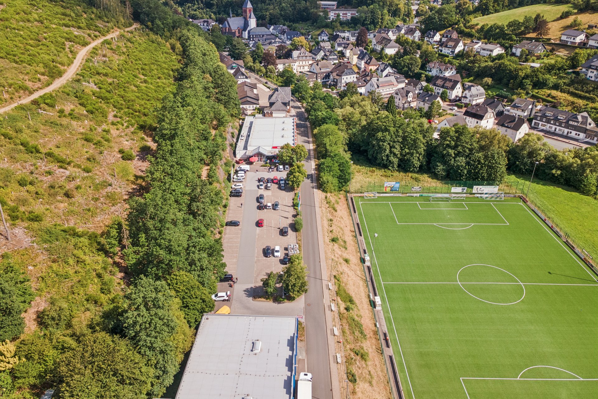Kirchhundem, Bahnhofsweg 16 & 20