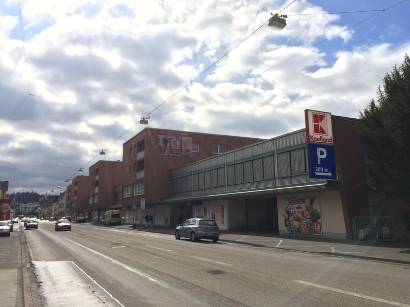 Objektankauf – SB-Warenhaus mit Wohn- und Büroanteil in Siegen (Nordrhein-Westfalen)
